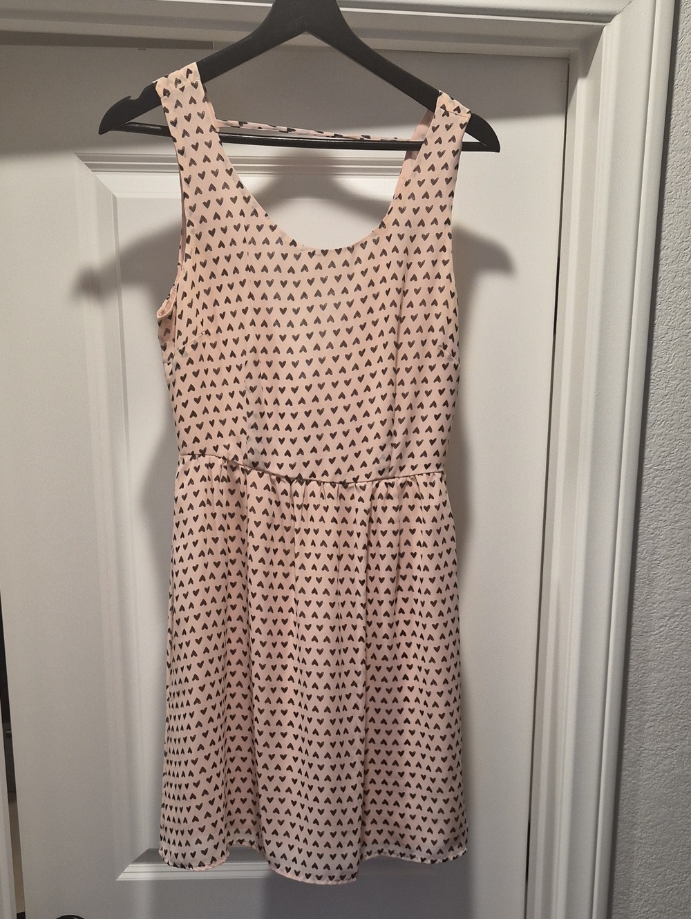 Forever 21 Light Pink Sleeveless Heart Print Dress
